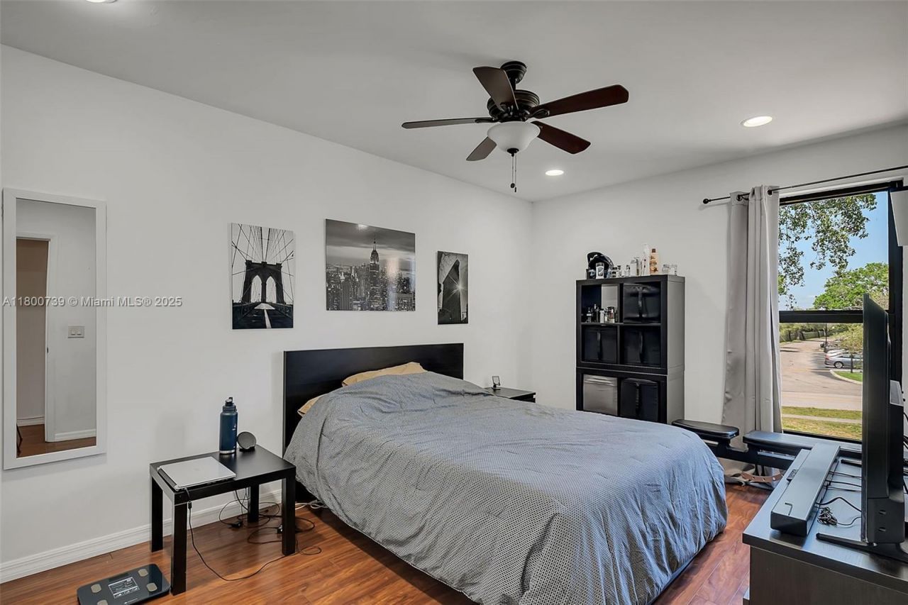 1541 NW 92nd Ave, Unit 186, Pembroke Pines, FL 33024 Photo