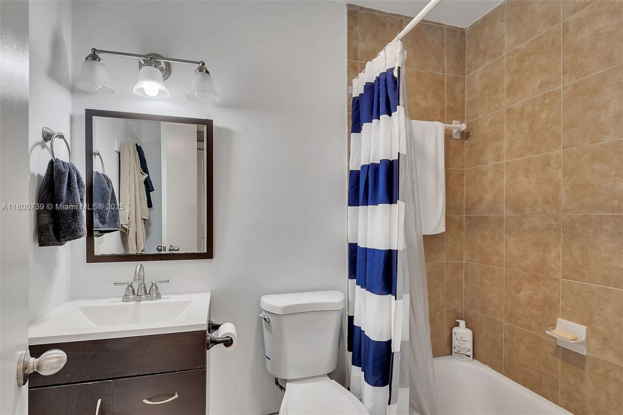 1541 NW 92nd Ave, Unit 186, Pembroke Pines, FL 33024 Photo