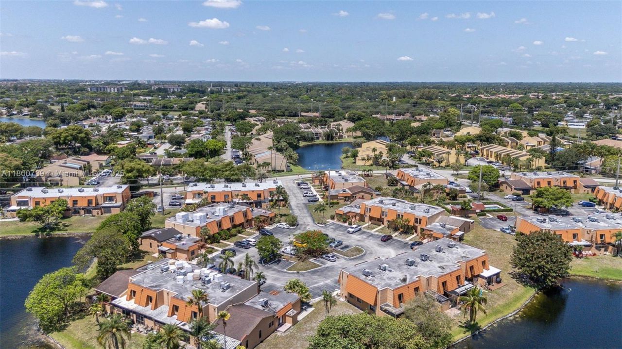 1541 NW 92nd Ave, Unit 186, Pembroke Pines, FL 33024 Photo