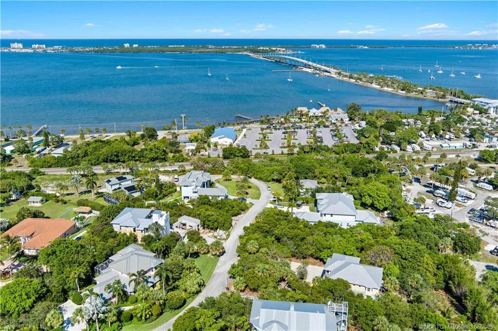 3840 NE Cheri Drive, Jensen Beach, FL 34957 Photo