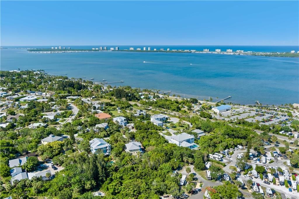 3840 NE Cheri Drive, Jensen Beach, FL 34957 Photo