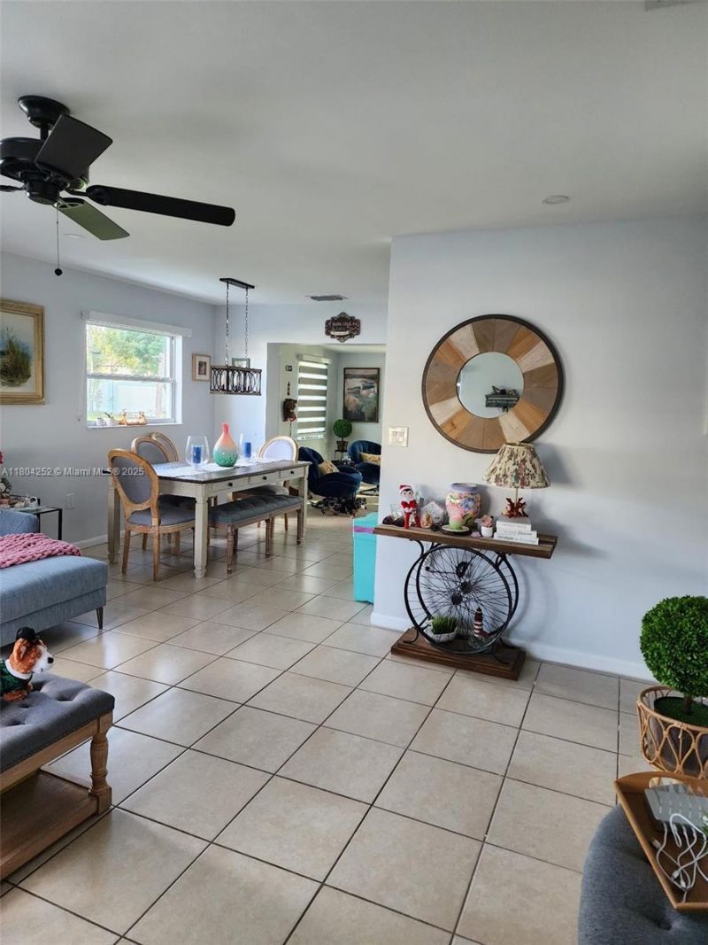812 Lake Mcgregor Dr, Fort Myers, FL 33919 Photo