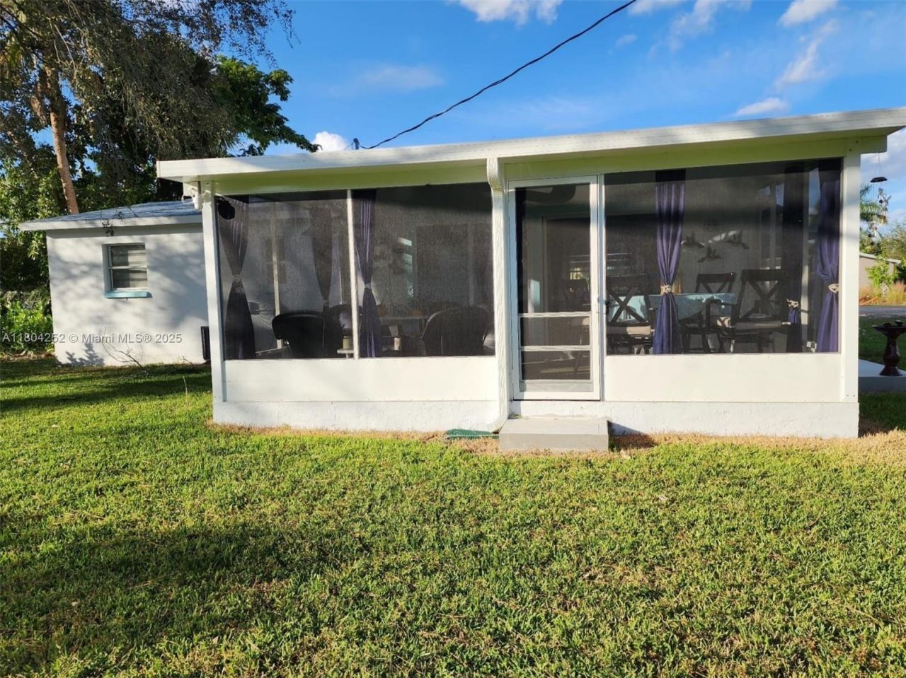 812 Lake Mcgregor Dr, Fort Myers, FL 33919 Photo