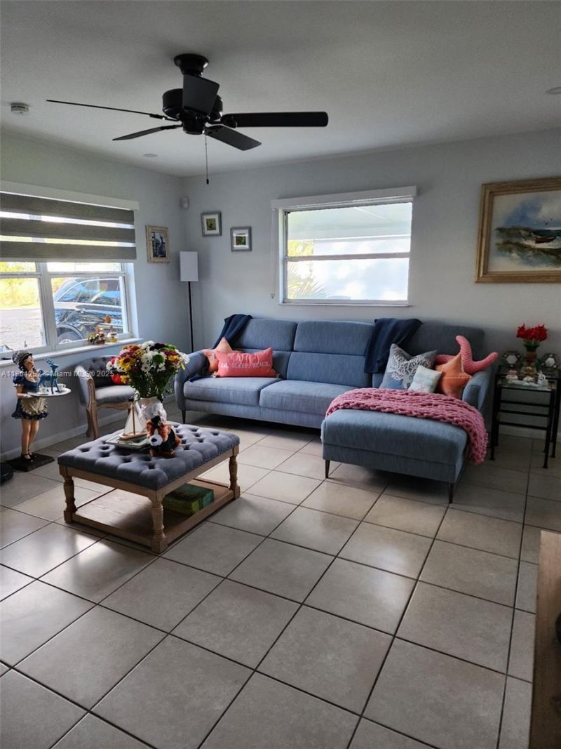 812 Lake Mcgregor Dr, Fort Myers, FL 33919 Photo