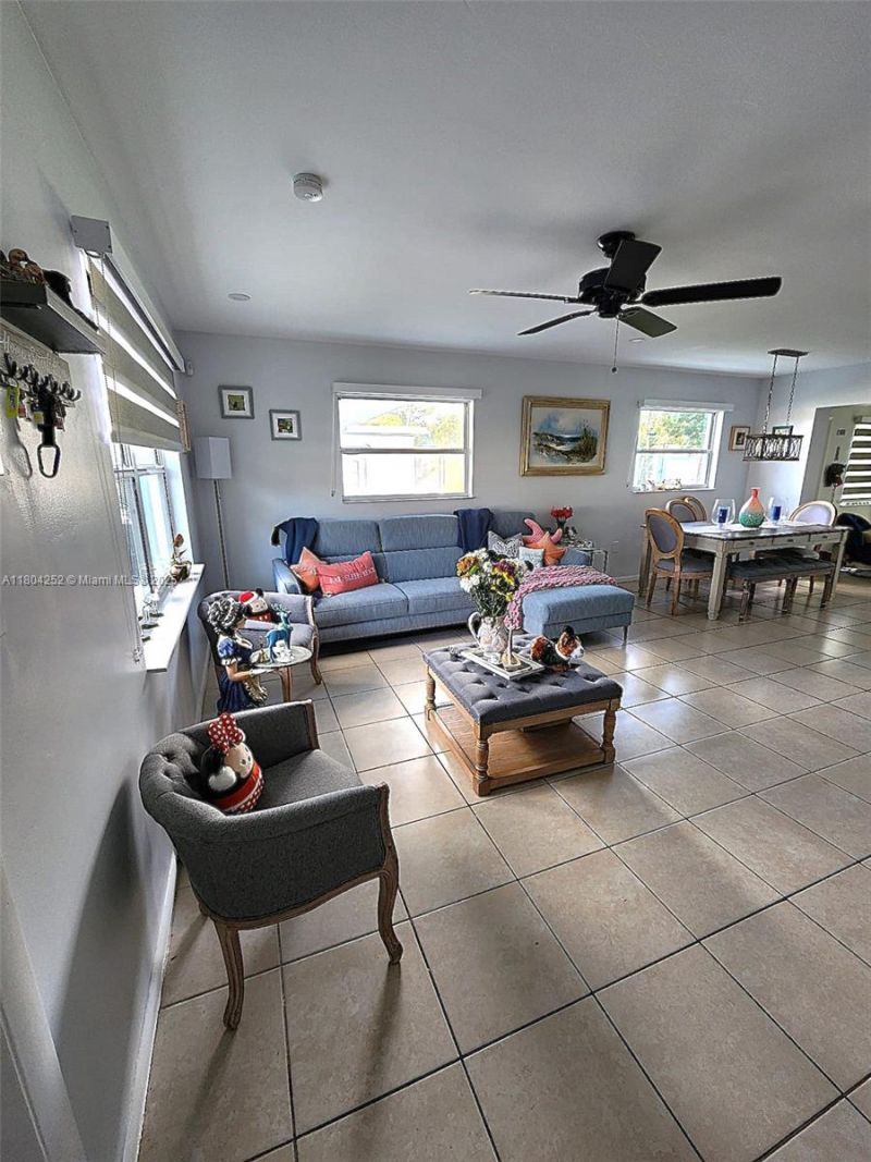 812 Lake Mcgregor Dr, Fort Myers, FL 33919 Photo