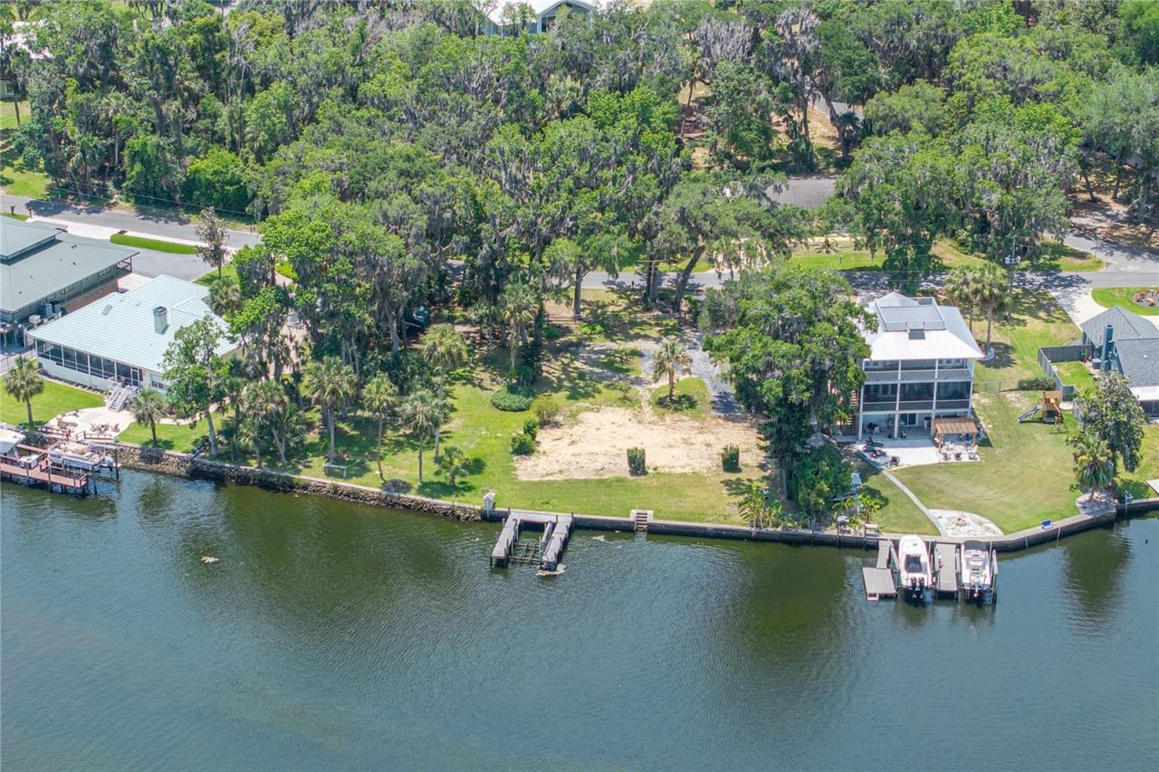 381 NW Magnolia Circle, Crystal River, FL 34428 Photo