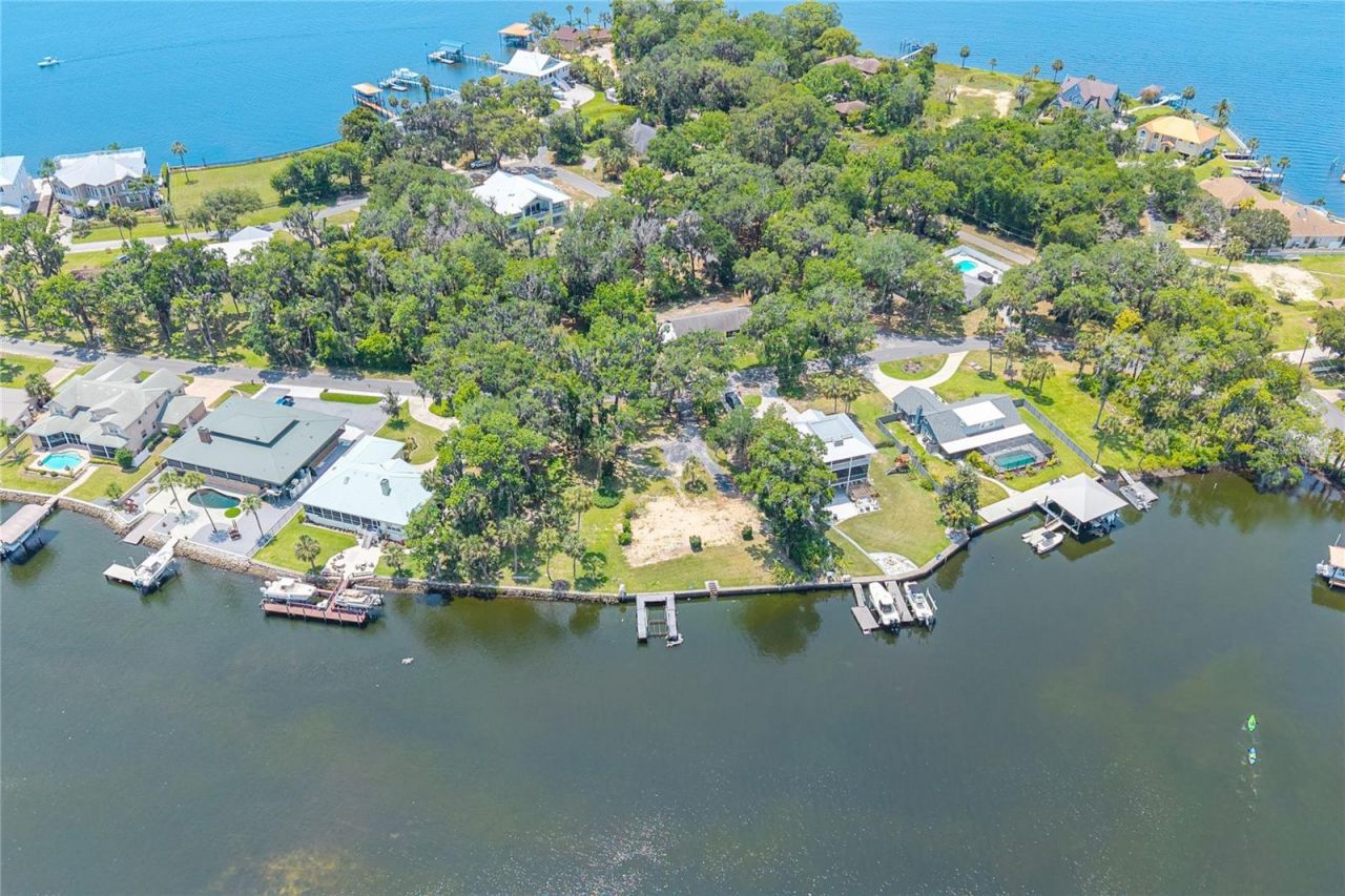 381 NW Magnolia Circle, Crystal River, FL 34428 Photo