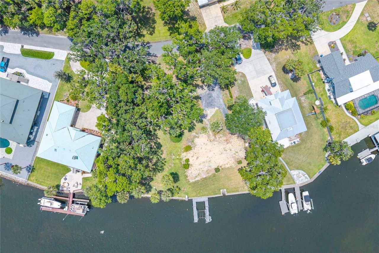 381 NW Magnolia Circle, Crystal River, FL 34428 Photo