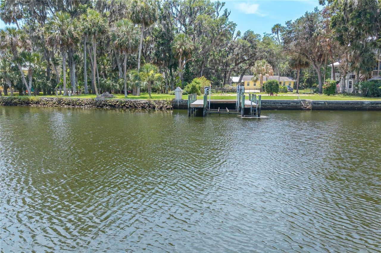381 NW Magnolia Circle, Crystal River, FL 34428 Photo