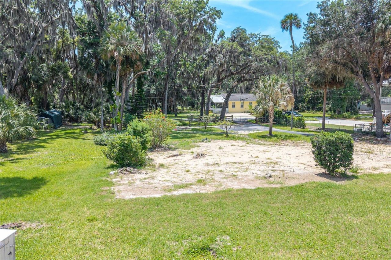 381 NW Magnolia Circle, Crystal River, FL 34428 Photo