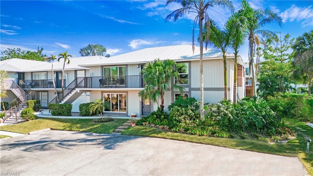 1560 Blue Point Ave, Unit 3, Naples, FL 34102 Photo