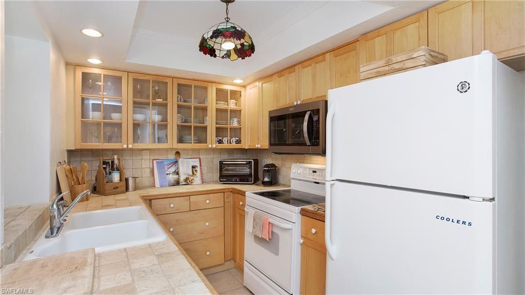 1560 Blue Point Ave, Unit 3, Naples, FL 34102 Photo