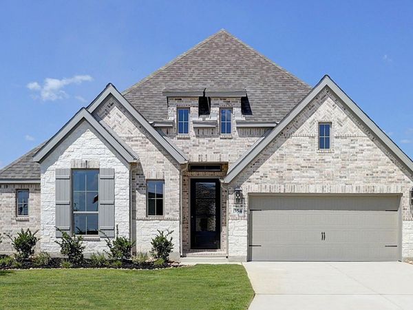 354 Lacey Oak, Castroville, TX 78009
