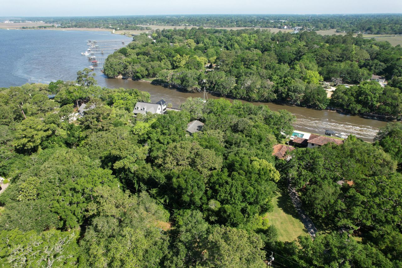 2180 Wappoo Hall Road Photo 11