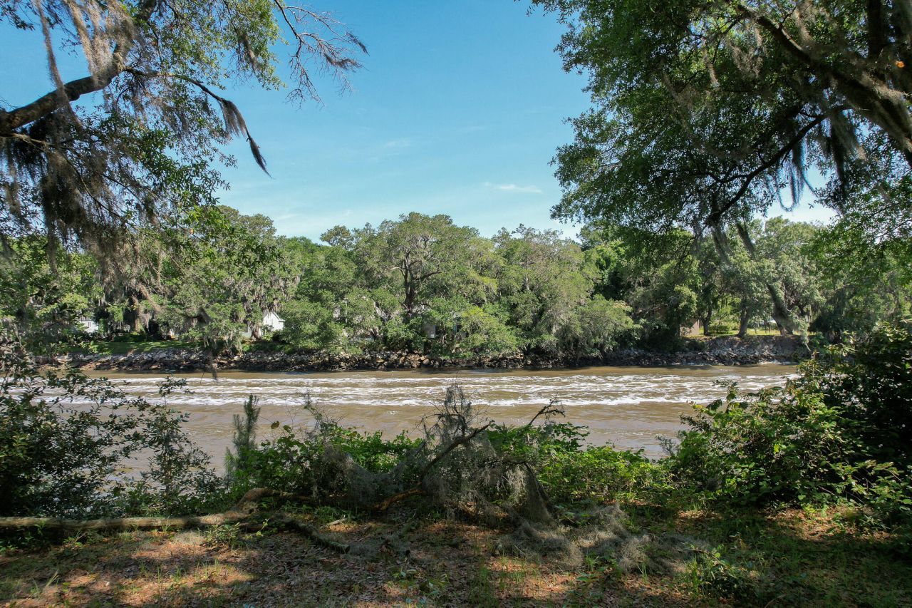 2180 Wappoo Hall Road Photo 9