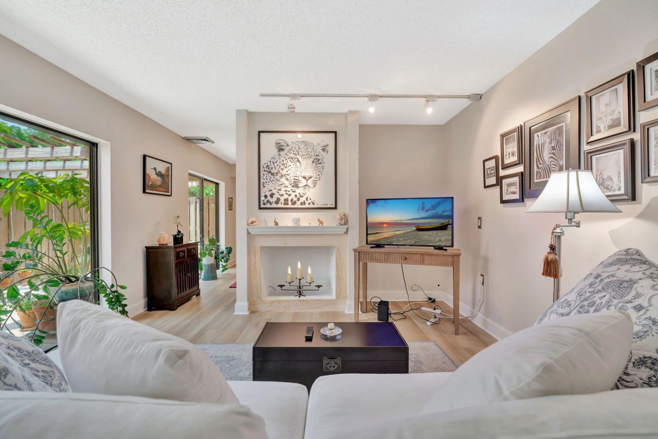 1518 15th Lane, Palm Beach Gardens, FL 33418 Photo