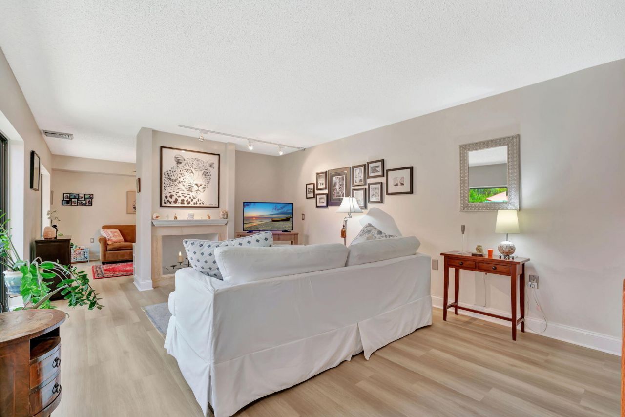 1518 15th Lane, Palm Beach Gardens, FL 33418 Photo