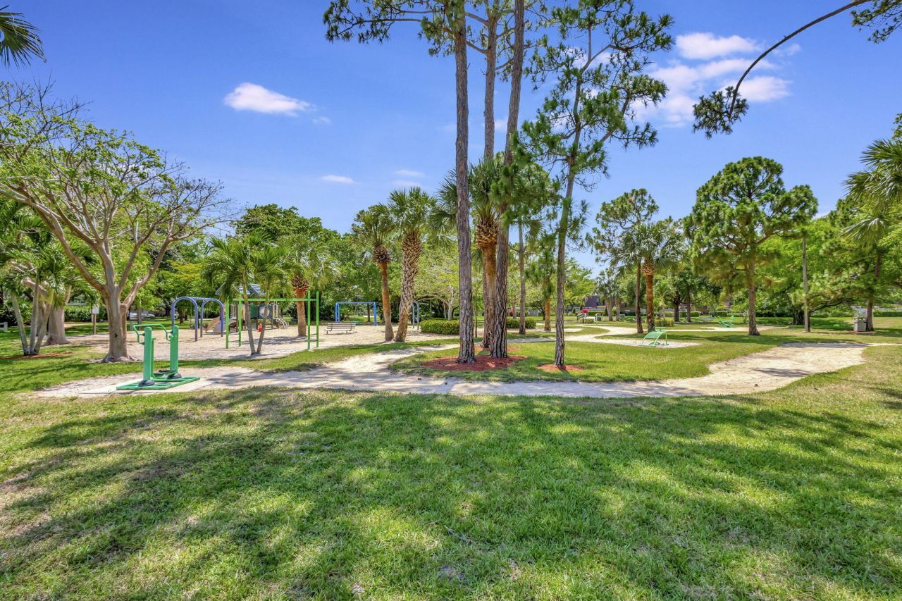 1518 15th Lane, Palm Beach Gardens, FL 33418 Photo