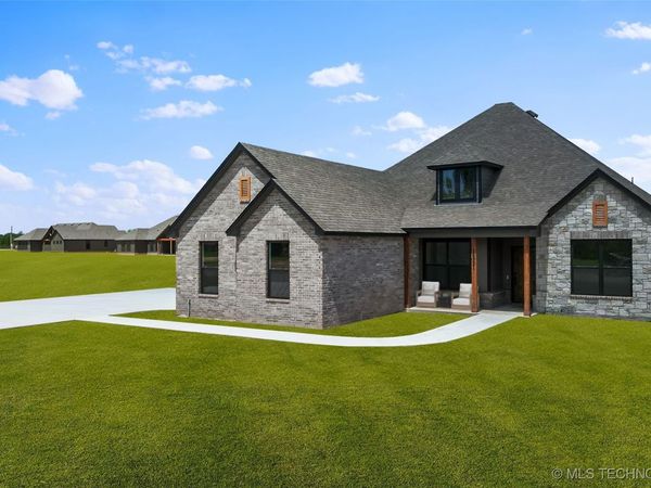 16321 E 101st Street North, Owasso, OK 74055