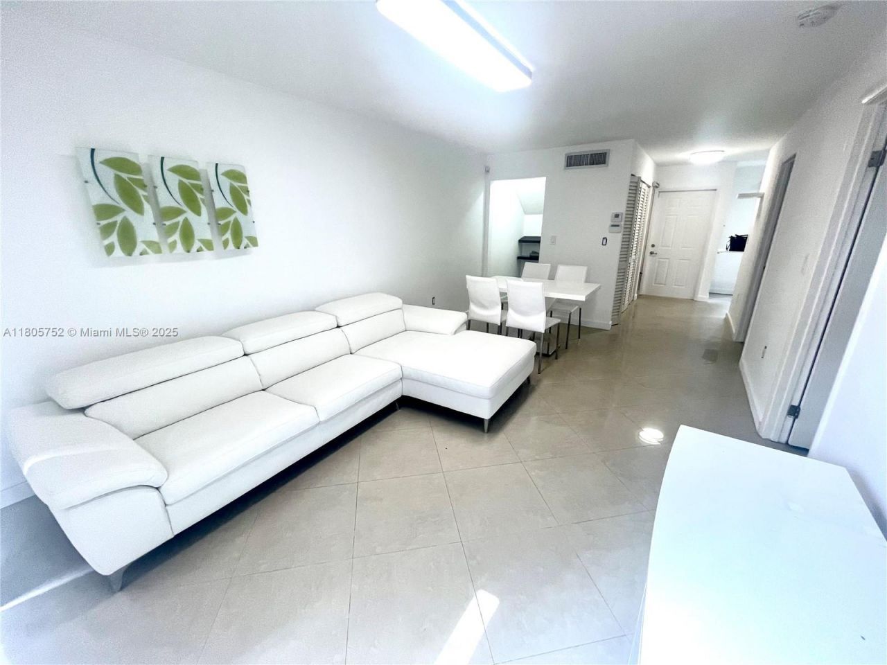 805 NW 108th Ter, Unit 7L5, Pembroke Pines, FL 33026 Photo