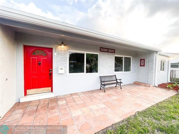 6214 Flagler St, Hollywood, FL 33023