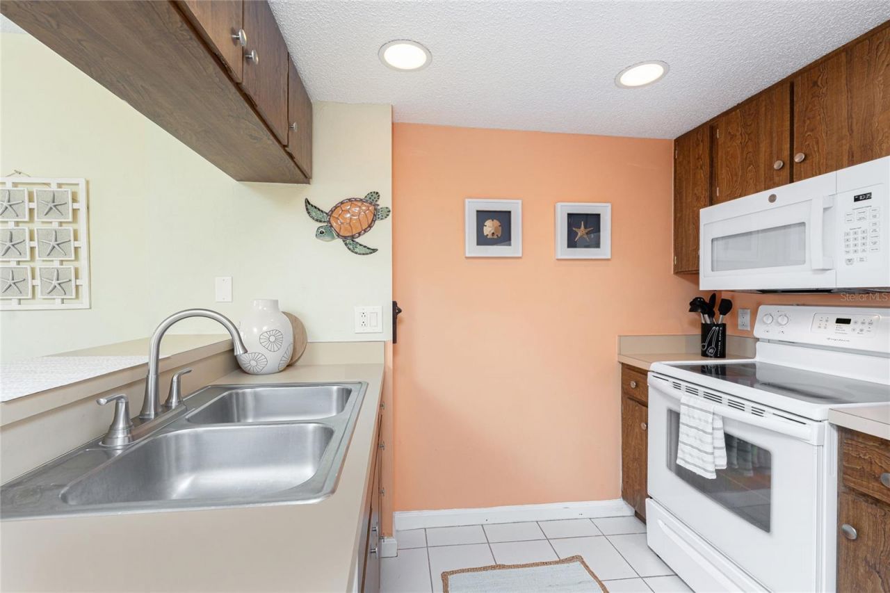 3160 Matecumbe Key Road, Unit 238, Punta Gorda, FL 33955 Photo