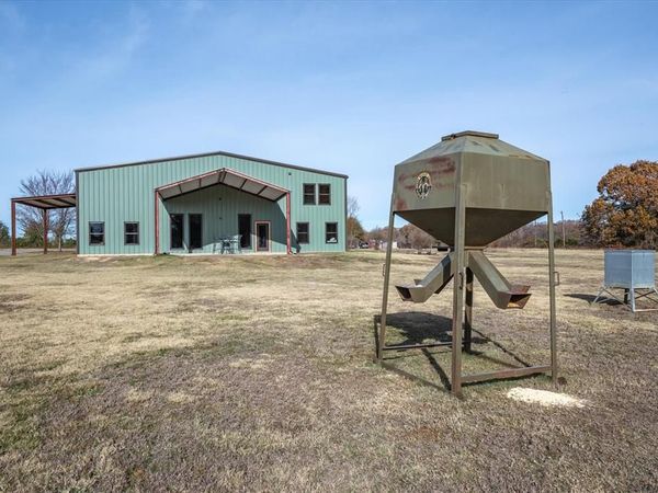2781 Fm 859, Edgewood, TX 75117