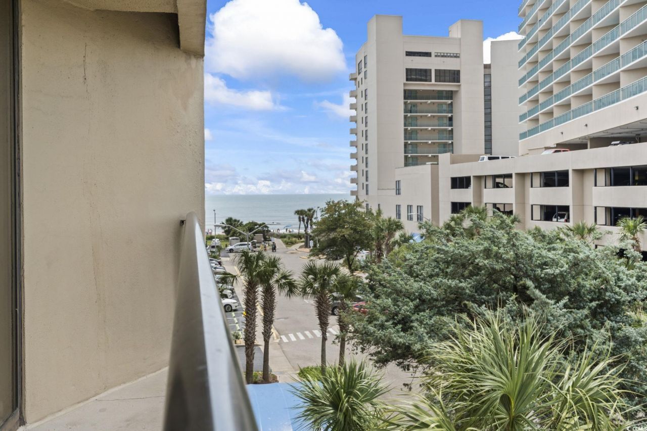 208 74th Ave. N Photo 16