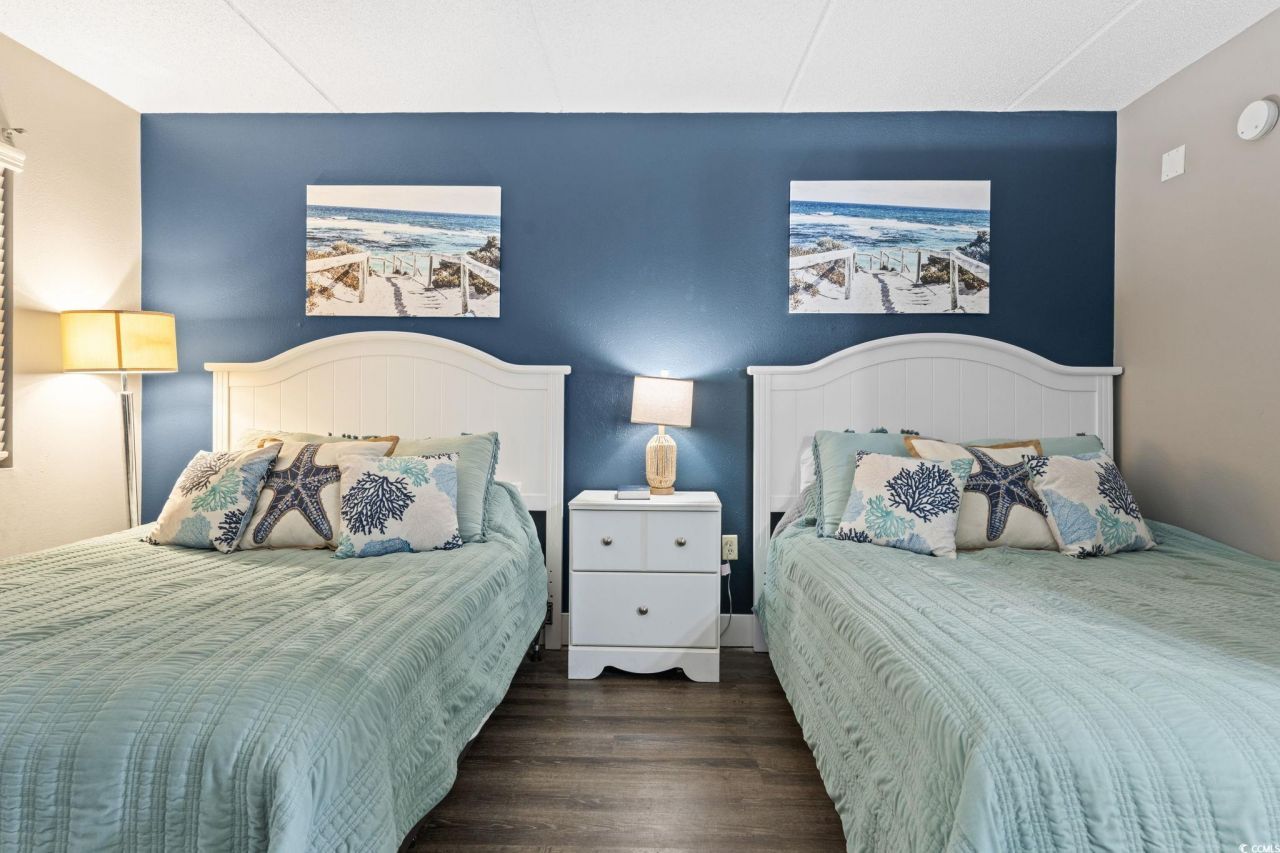 208 74th Ave. N Photo 5