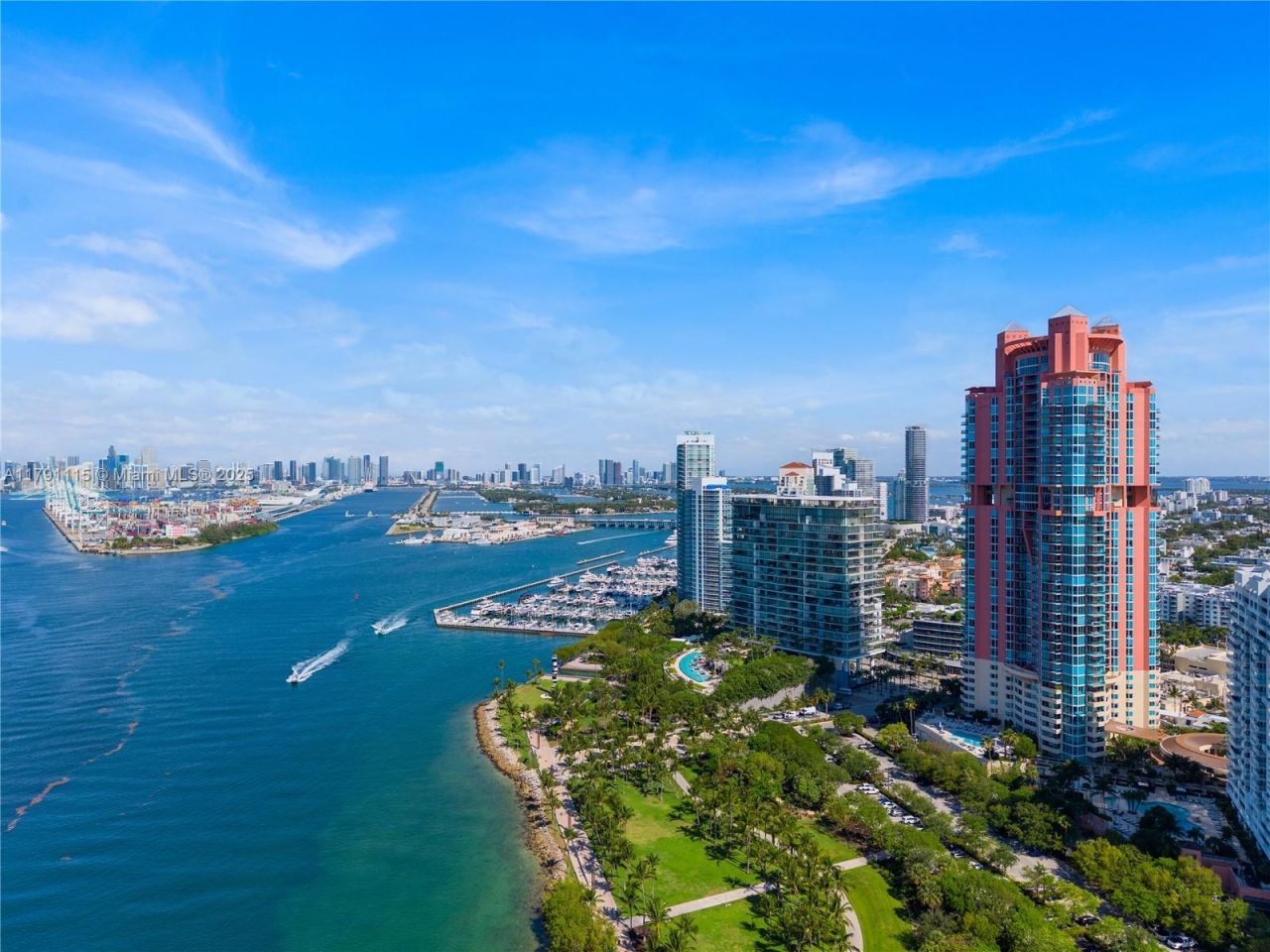 300 S Pointe Dr, Unit 1505, Miami Beach, FL 33139 Photo