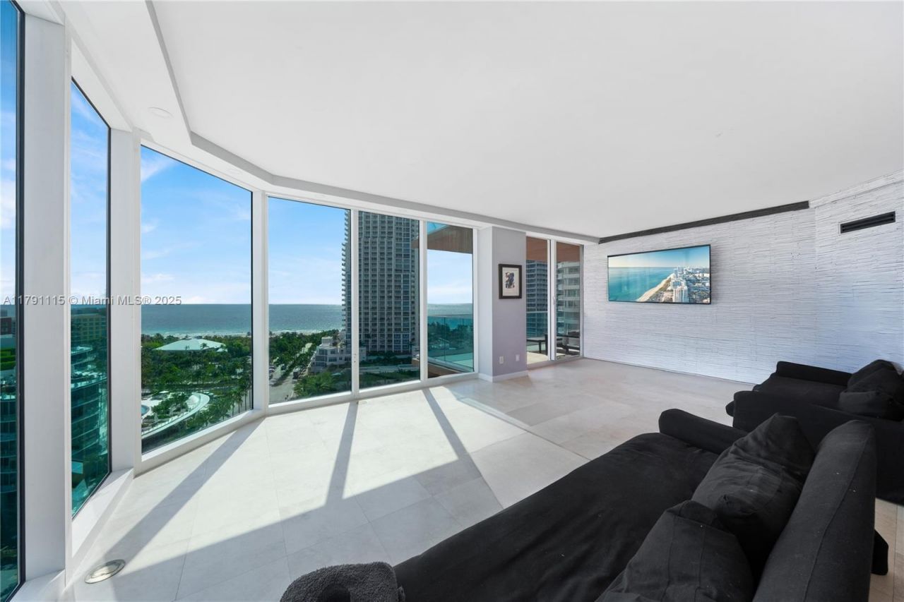 300 S Pointe Dr, Unit 1505, Miami Beach, FL 33139 Photo