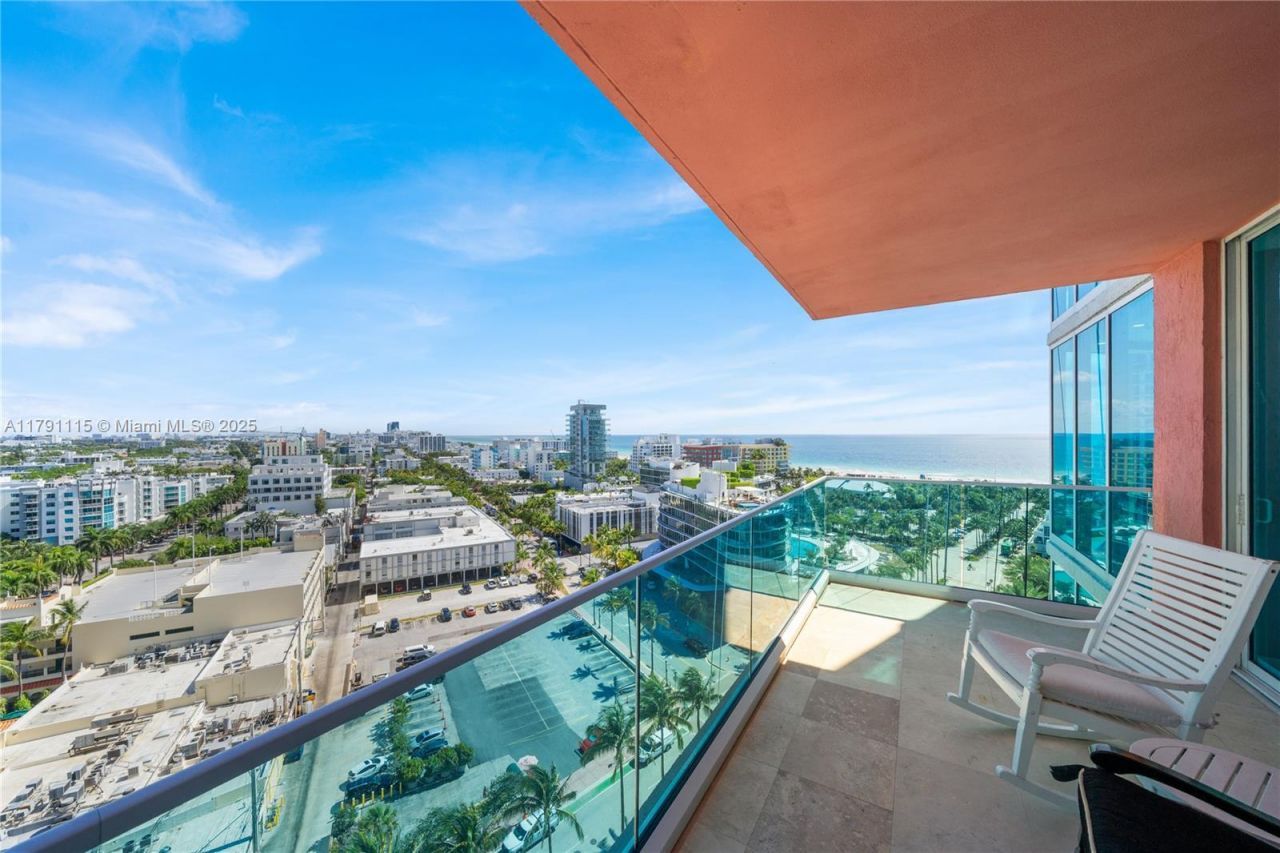 300 S Pointe Dr, Unit 1505, Miami Beach, FL 33139 Photo