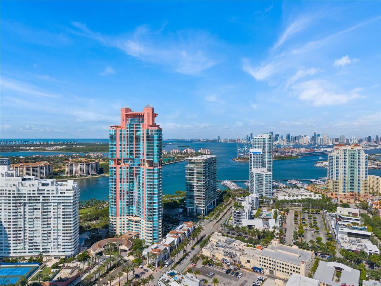 300 S Pointe Dr, Unit 1505, Miami Beach, FL 33139 Photo