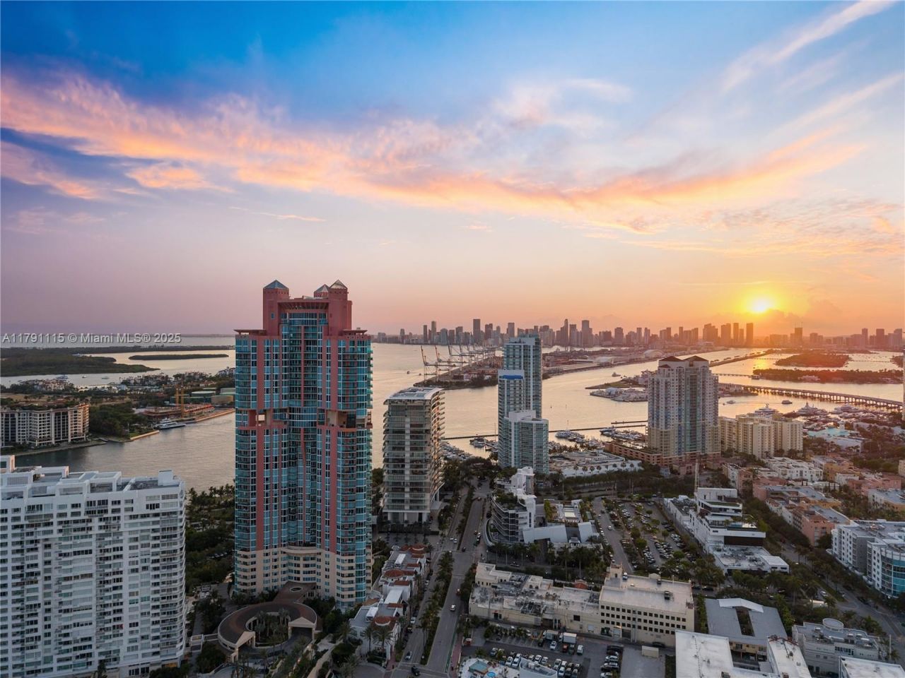 300 S Pointe Dr, Unit 1505, Miami Beach, FL 33139 Photo