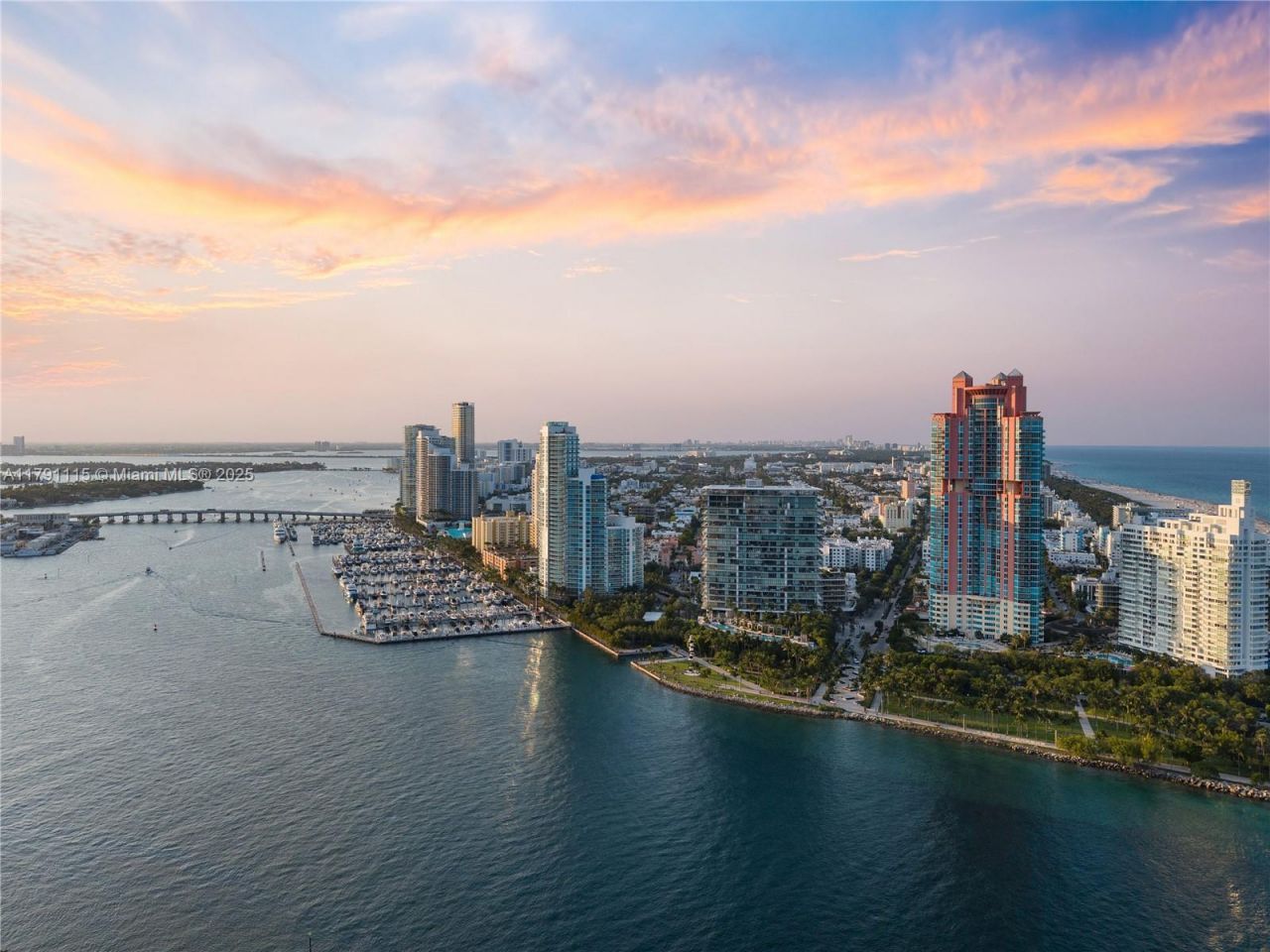 300 S Pointe Dr, Unit 1505, Miami Beach, FL 33139 Photo