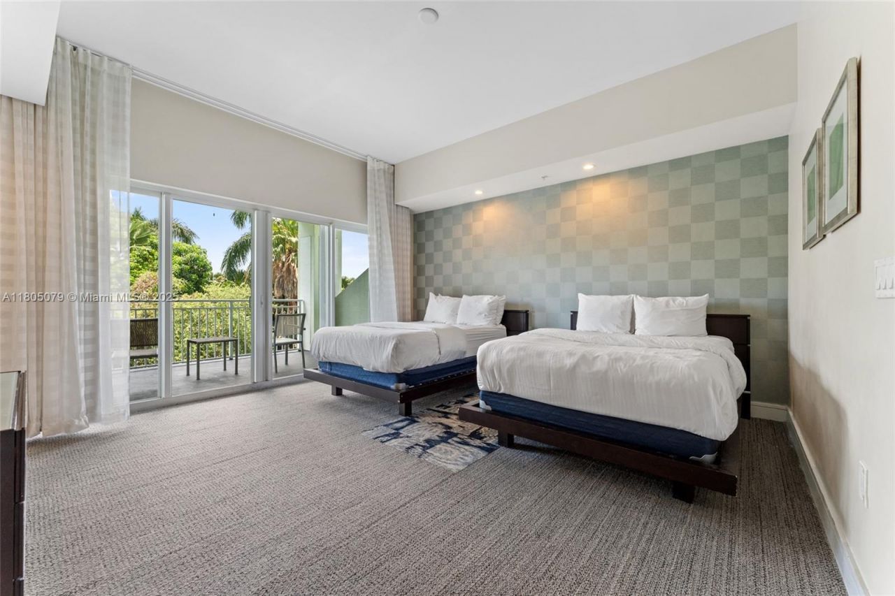 5300 NW 87th Ave, Unit 1513, Doral, FL 33178 Photo