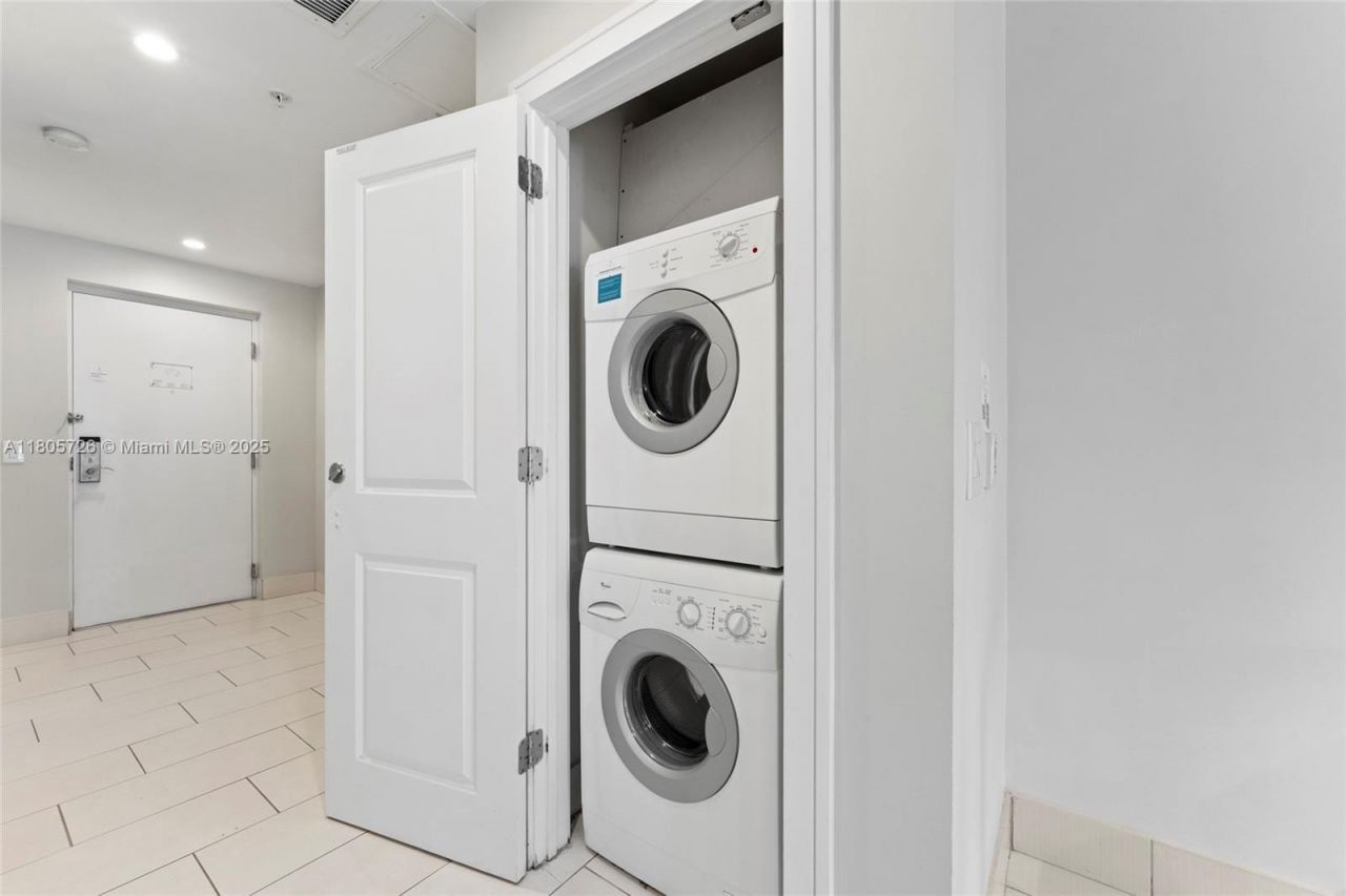 5300 NW 87th Ave, Unit 1112, Doral, FL 33178 Photo