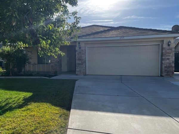 6504 Nichelini Ct, Bakersfield, CA 93312