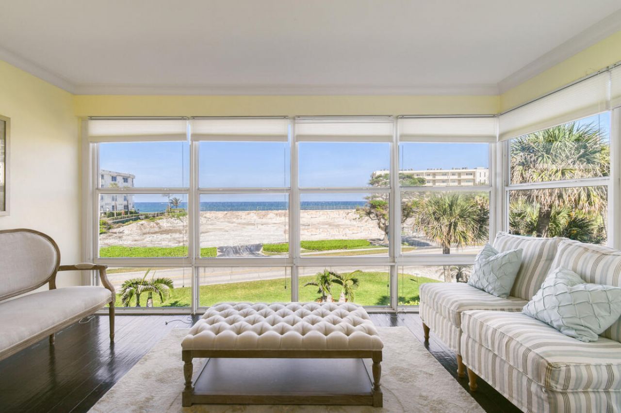 325 Beach Road, Unit 301, Tequesta, FL 33469 Photo