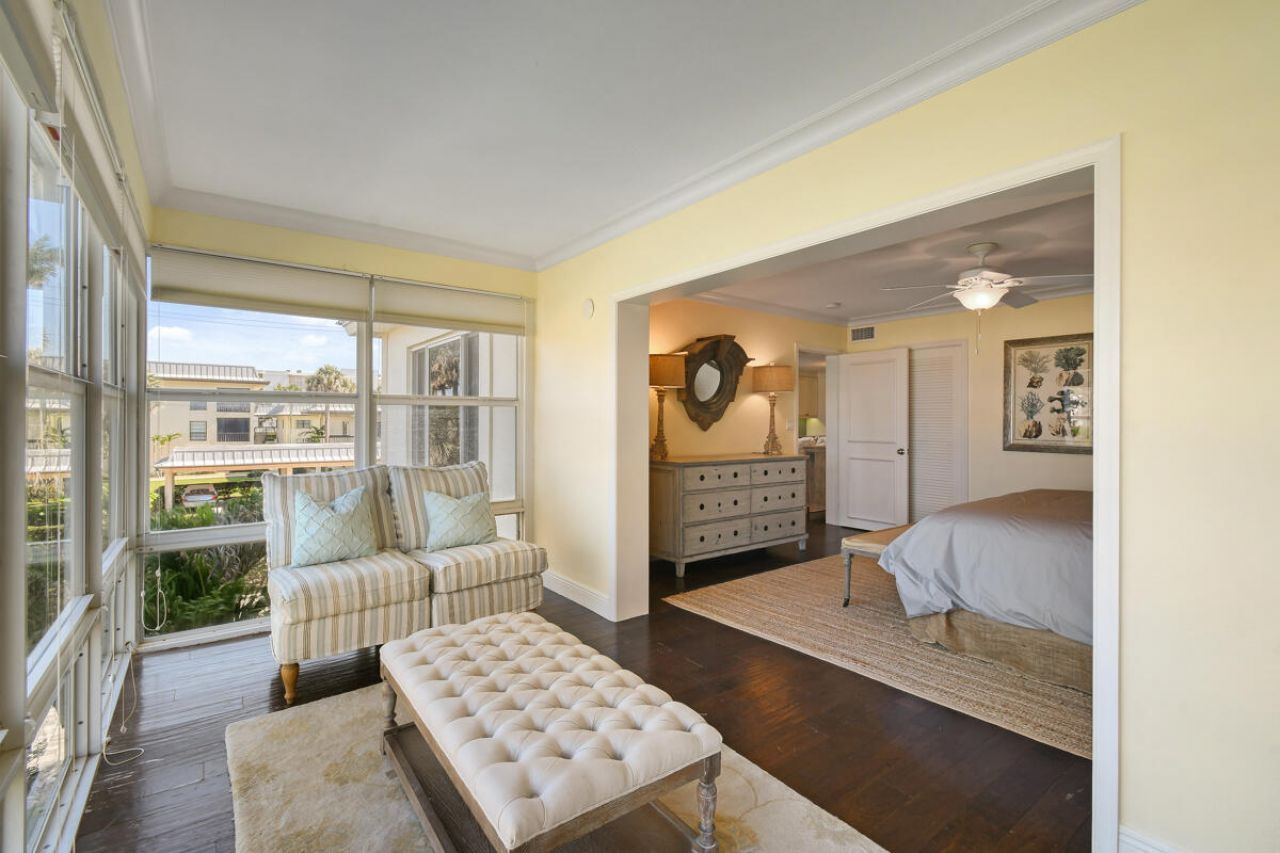 325 Beach Road, Unit 301, Tequesta, FL 33469 Photo