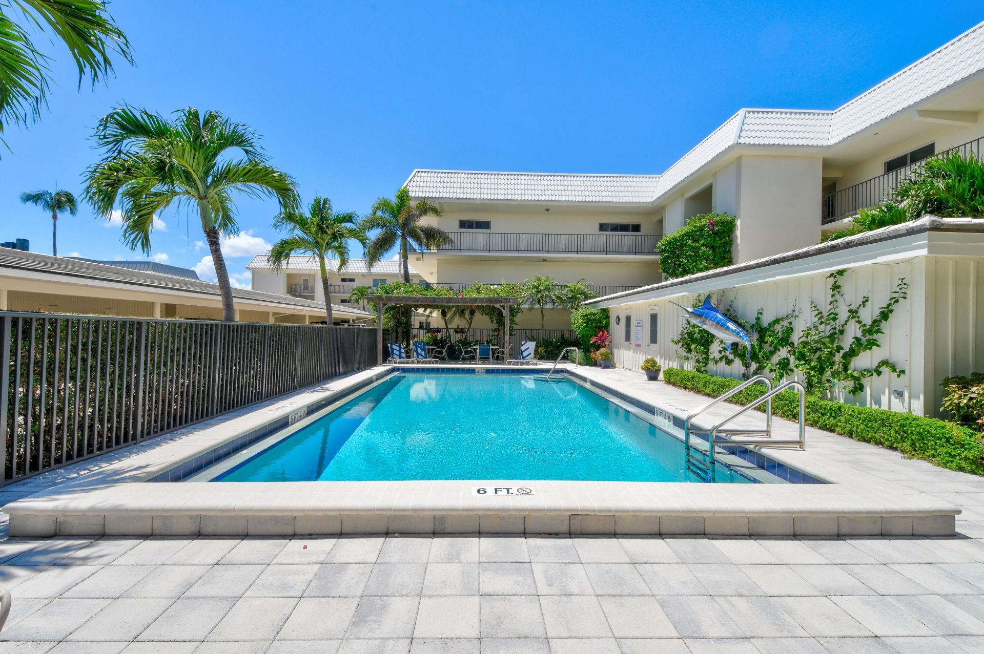 325 Beach Road, Unit 301, Tequesta, FL 33469 Photo