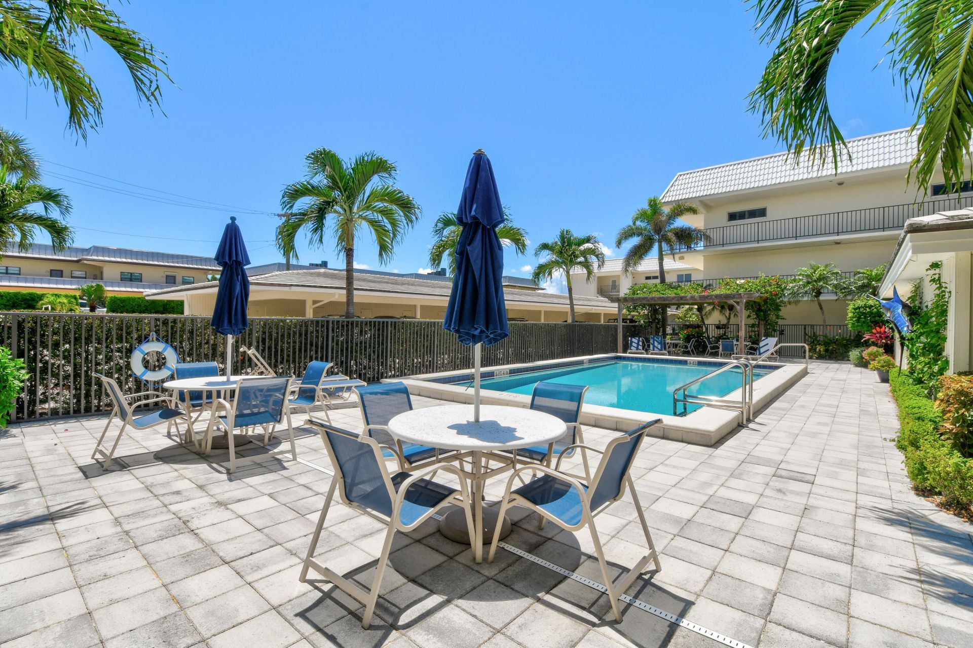325 Beach Road, Unit 301, Tequesta, FL 33469 Photo