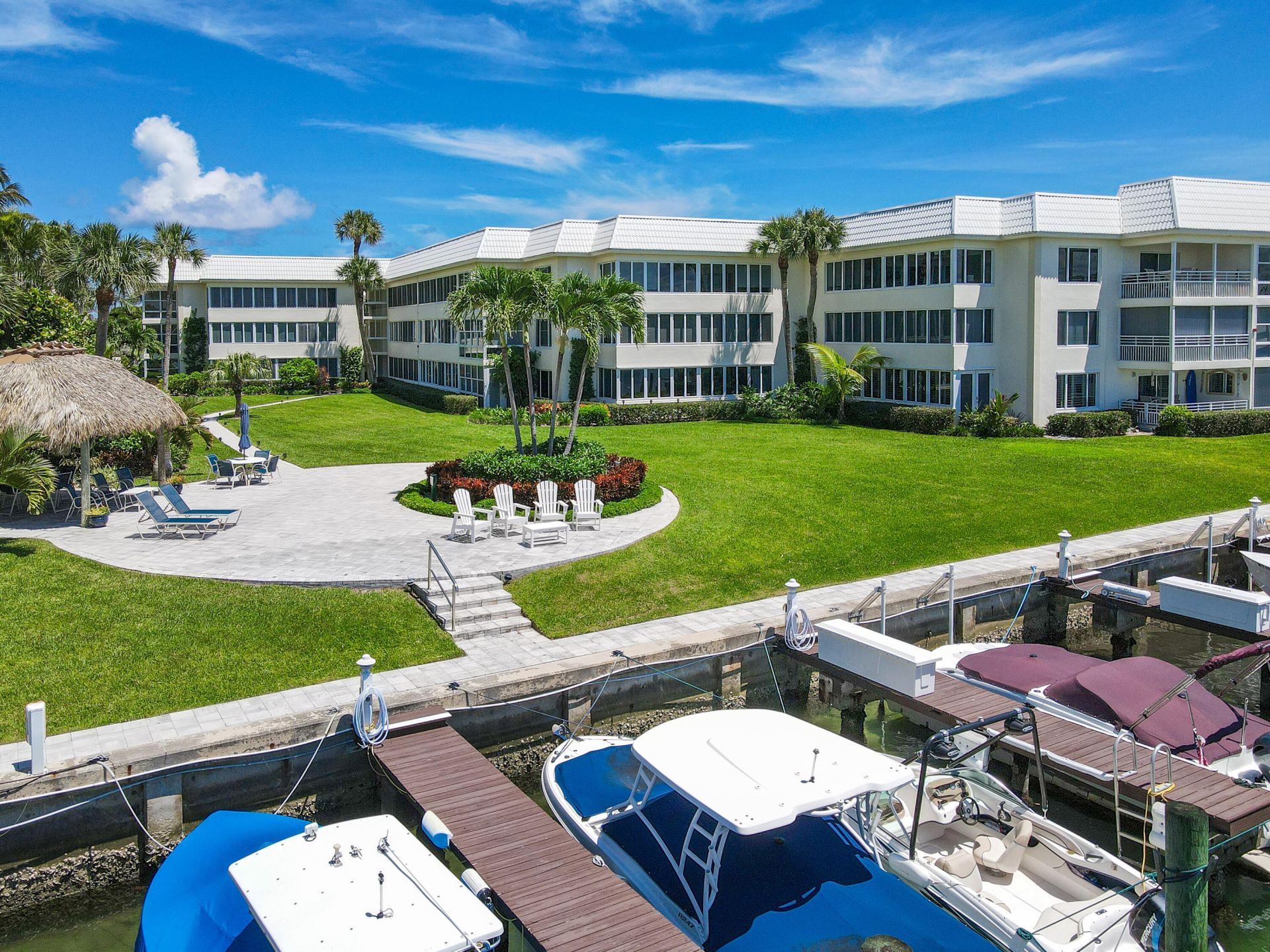 325 Beach Road, Unit 301, Tequesta, FL 33469 Photo