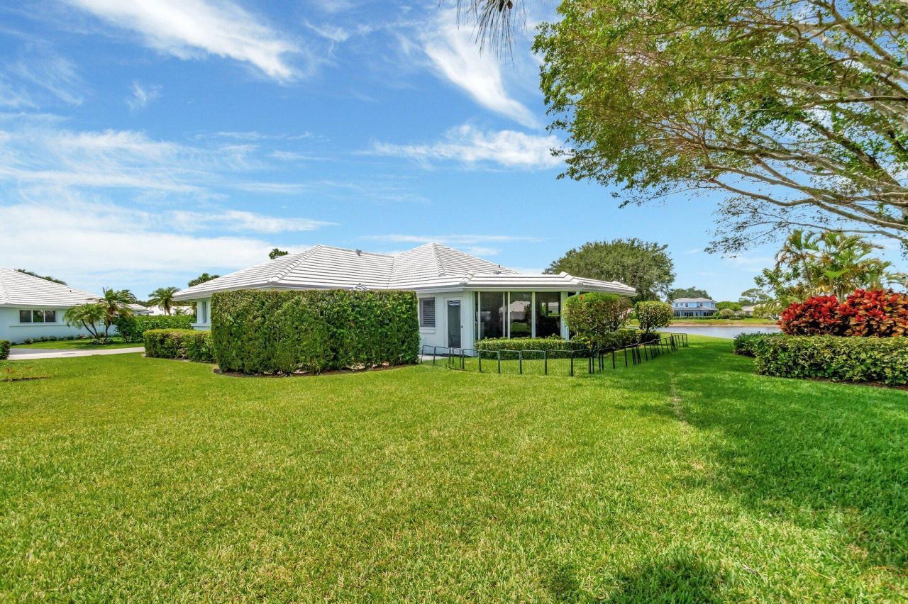 5 Slash Pine Drive, Boynton Beach, FL 33436 Photo