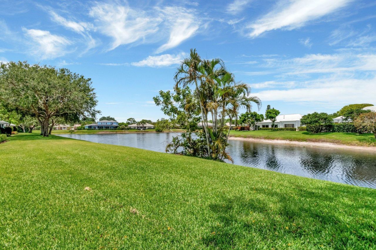 5 Slash Pine Drive, Boynton Beach, FL 33436 Photo