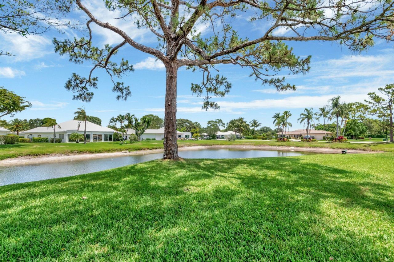 5 Slash Pine Drive, Boynton Beach, FL 33436 Photo