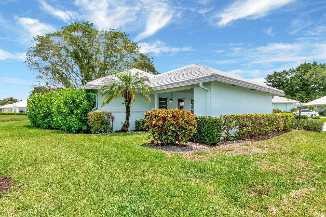 5 Slash Pine Drive, Boynton Beach, FL 33436 Photo