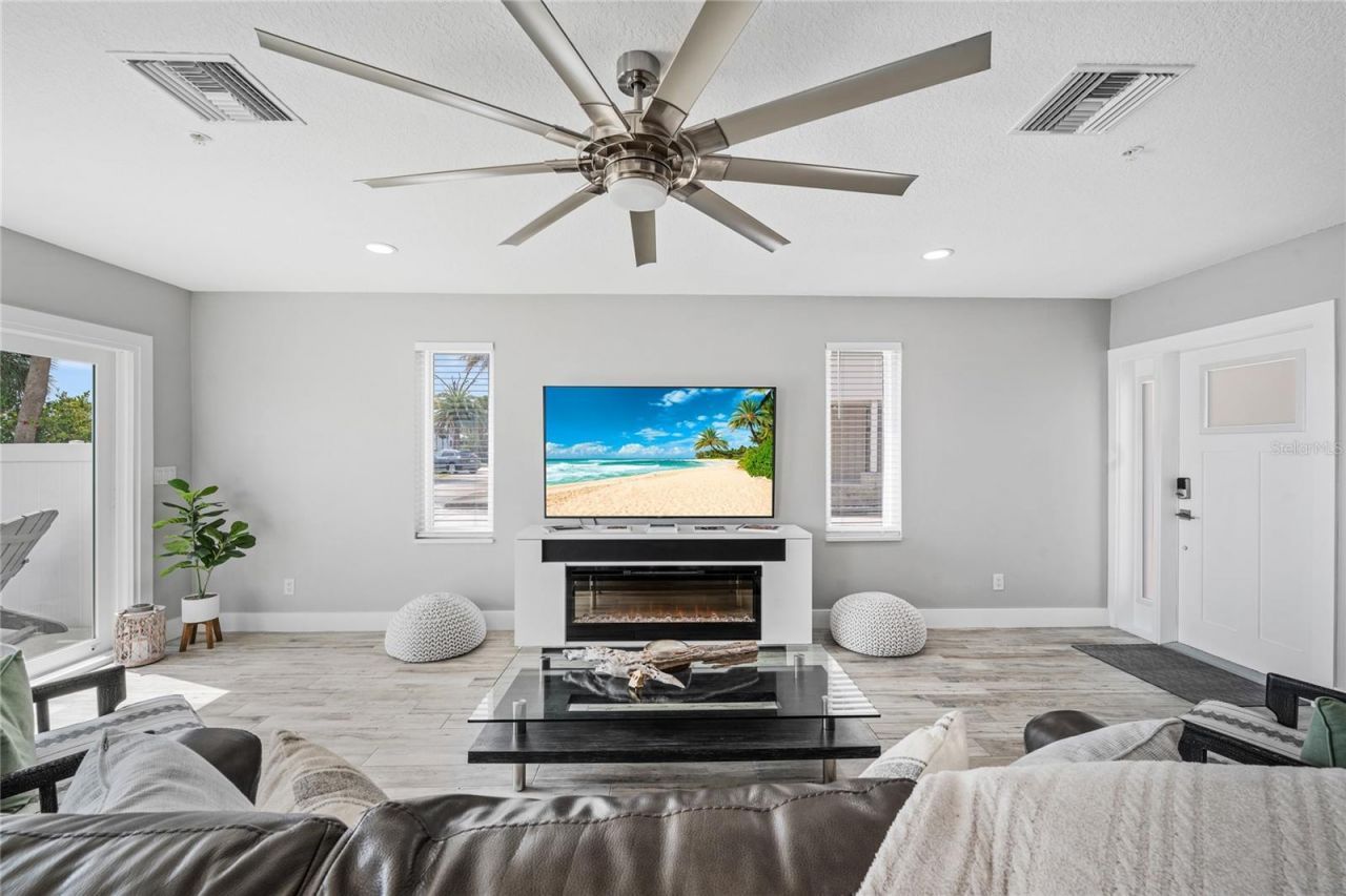 2225 S Washington Avenue, Titusville, FL 32780 Photo