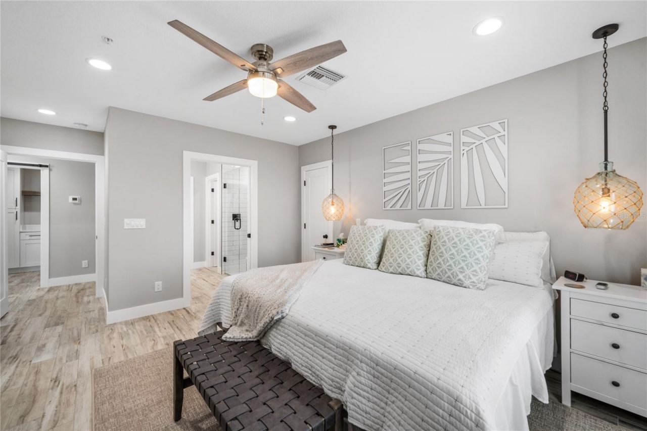 2225 S Washington Avenue, Titusville, FL 32780 Photo