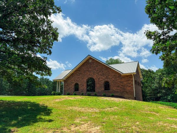 110 Hankins Rd, Hohenwald, TN 38462